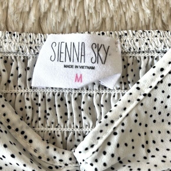 Sienna Sky ruched blouse white polka dots size medium - Picture 5 of 16
